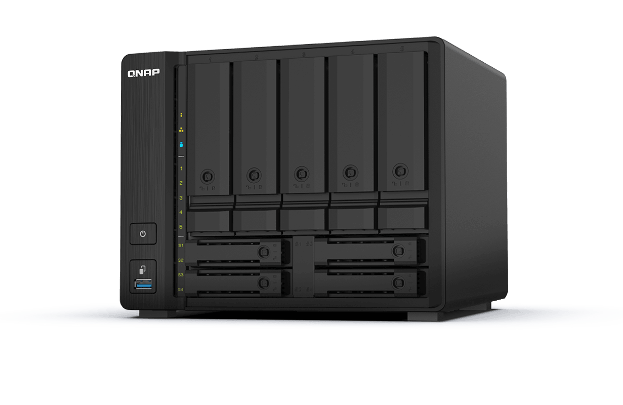 Almacenamiento NAS QNAP TS-932PX-4G, 4C, 4GB RAM, 5X3.5" bahias,  4X2.5" bahías, 2 años Imagen principal del producto