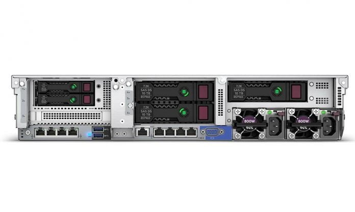 Servidor HPE DL380 Gen11, Xeon 4516Y, 24C/48T, 2X32GB DDR5, 8X3.5", 2X1000W, 3 Años (P84120-DM5)