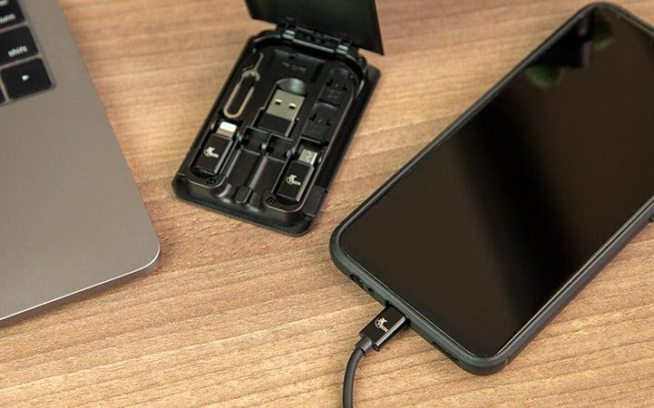 Adaptador Xtech XTC-570 USB C A USB A, micro USB, lightning